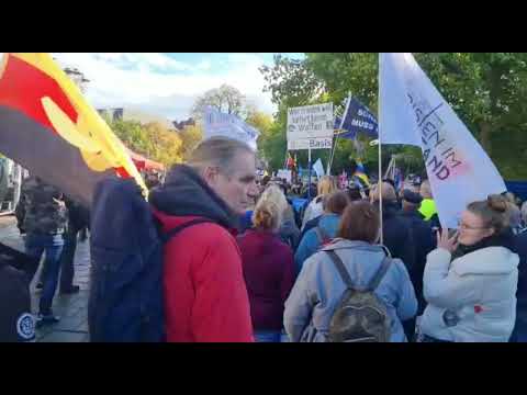 Demo Hannover Frieden Freiheit Selbstbestimmung 8.Okt.22 Teil1