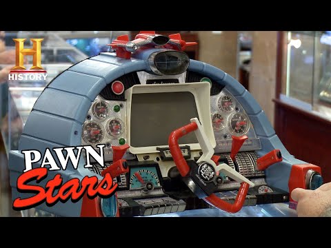 當事人明星。查姆利被玩具飛行模擬器迷住了(第13季) (Pawn Stars: Chumlee is Mesmerized by Toy Flight Simulator (Season 13) | History)