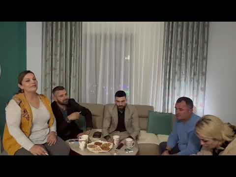 Aman Mike aman Nure. Me femijet e mi