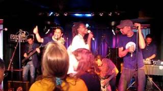 Jaqee with Koalas Desperados Live in Quasimodo Berlin