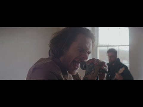 Tropic Gold - Living In Colour (OFFICIAL MUSIC VIDEO)