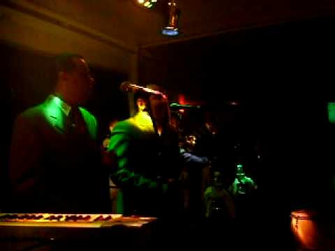 CON EL ALMA ENAMORADA FERNANDO GONZALEZ Y EL COMBO QUE NOTA (ATLANTA)