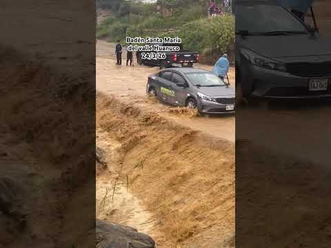 Badén Santa María del valle huanuco #huayco #lluvia #huánuco #peru