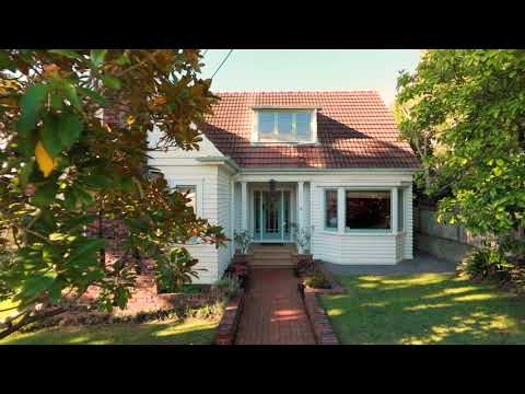 Mission Bay Character Home - Panoramic Views