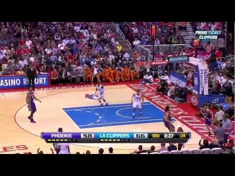 Back-to-back dunks from the GUARDS