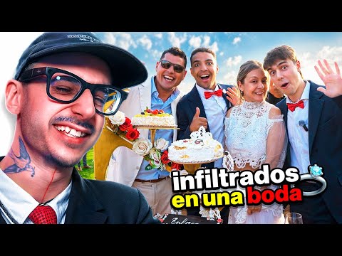 se han colado en una boda sin invitación.