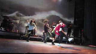 Christine And The Queens 5 dollars clip