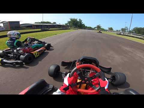 Ultimo treino de kart no velopark 1500