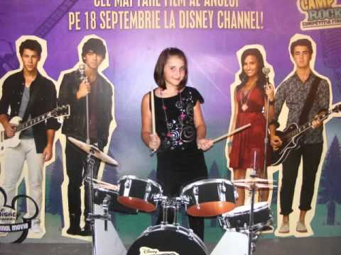 Rock in roz.-Georgia Acatrinei