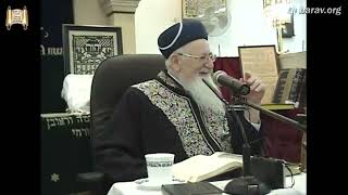 חג השבועות וקבלת התורה בהלכה ובאגדה -  מנחת יהודה - מרן הרב מרדכי אליהו (הרב מרדכי אליהו זצ"ל) - התמונה מוצגת ישירות מתוך אתר האינטרנט יוטיוב. זכויות היוצרים בתמונה שייכות ליוצרה. קישור קרדיט למקור התוכן נמצא בתוך דף הסרטון