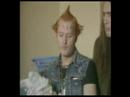 the young ones laundrette comedy bone111