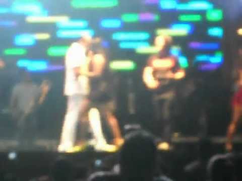 Calcinha Preta & Frank Aguiar - Você não vale nada ao vivo