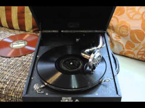 Here I Come (Ay Que Me Vengo) - International Novelty Orch. (Nat Shilkret) 1927