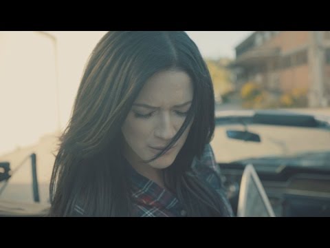 Jula - Milion słów [Official Music Video]