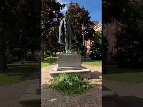Walking Around Bangor, Maine #travel #explore #newengland #city #walking #walkingtour #maine #bangor