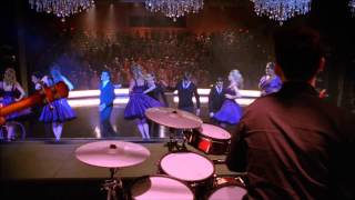 Glee- I love it -Full performance Subtitulado en castellano.