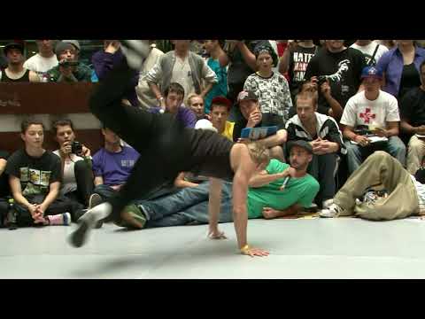 Outbreak Europe 2011 | 5 vs 5 Top 8 | Zames vs Ruffneck Attack