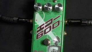 Video thumbnail for Malekko Echo 600 Dark Analog Delay Pedal by ProGuitarShopDemos
