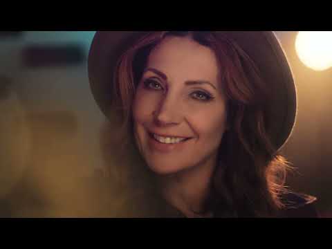 OLGA LOUNOVÁ FEAT. VOJTAANO - TLESKÁM