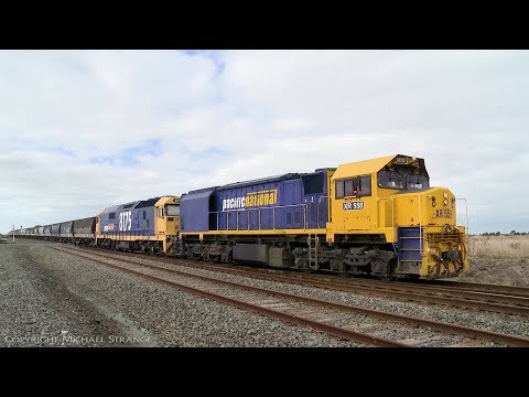 7735V Pacific National Grain Train - PoathTV Australian Railways