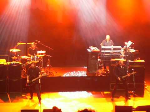 raven et vous ne l etes pas