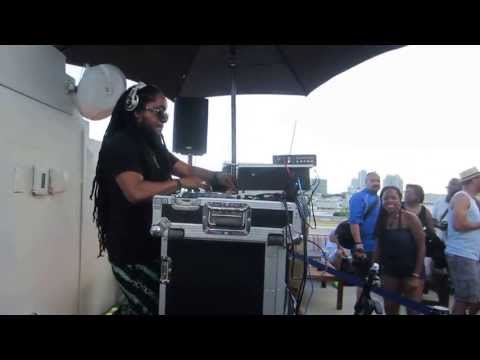 Salah Ananse playing Ian Friday's Global Soul Music party at WMC 2013