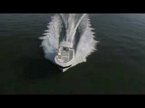 2000 Regulator 26 Center Console Video
