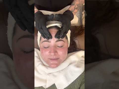 The Oxygenating Trio® Service at Pause Facial Bar