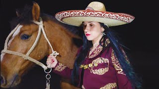 Aca Entre Nos Music Video