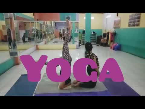 download lagu mp3 mp4 Cara Valentino Yoga, download lagu Cara Valentino Yoga gratis, unduh video klip Cara Valentino Yoga