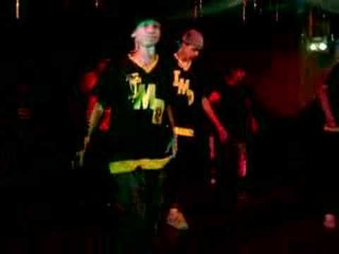 GRUPO DE DANÇA IRMANDADE