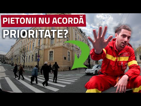 How does the SMURD ambulance handle the traffic in Cluj?