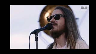 Isla morenita - Carlos Sadness. Desde el otro lado del Atlántico