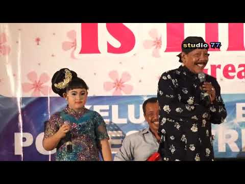 Niken dengan Lik Dul yang super kocak #1