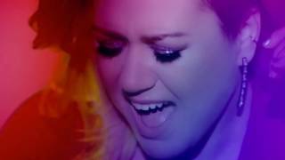 Kelly Clarkson - Invincible lyrics