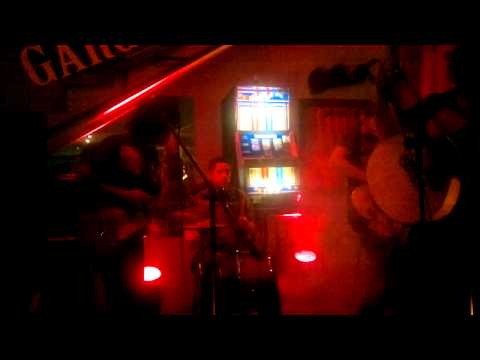 GARGARAS - Fatal live @HOTRODBAR