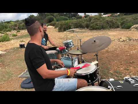 Flaviano Pennisi e Corrado Bertonazzi per il Suonare Unniedderè Project.