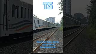 Download lagu Kereta Yang Masih ada Kelas Bisnis.. KA Malabar Pilihannya.. #bandung #malang #shorts #shortsvideo mp3