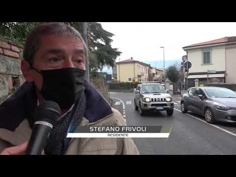 Pistoia: troppe auto per una strada così stretta