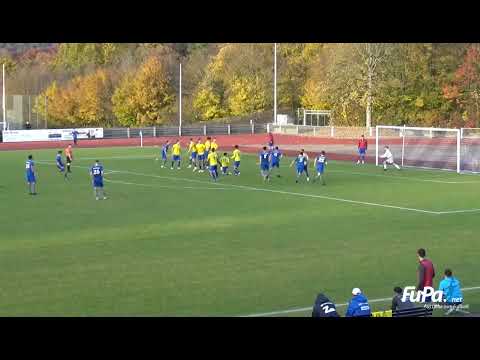 SO muss ein direkter Freistoß aussehen! 😩🔥 Daniel Knoll sah die Möglichkeit und ergriff sie!