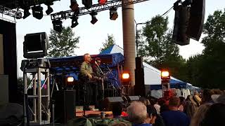 Billy Bragg and Joe Henry - The Ballad of John Henry