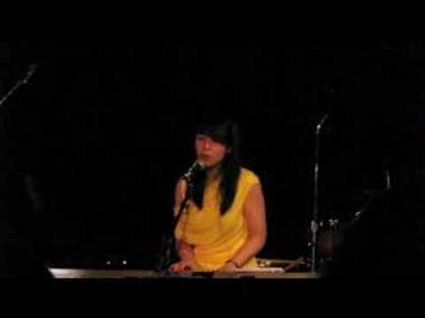 Wendy Leung - Me without you (live @ the Cameron House)