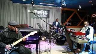 EV3A7417 Mel Davis on organ at The Trumpets Jazz Club 01/31/2014