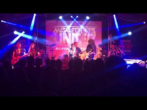 METAL FOR KIDS. UNITED! 2017 - AC/DC's classic YOU SHOOK ME ALL NIGHT LONG feat. D. REALI/A. RIGONI