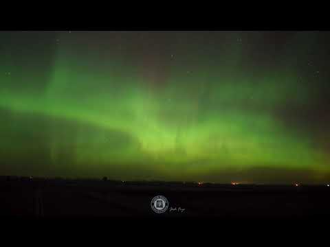 Intense Northern Lights Show in ND! Time-Lapse 11/4/2021