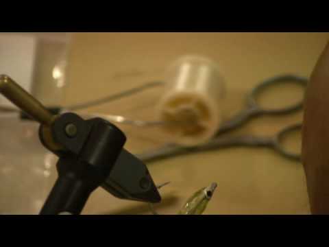 Fly tying video: Surf Candy