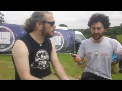Xtra Mile Presents: - A Minute With Barry Dolan (Oxygen Thief / Non Canon)