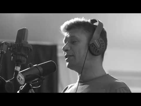 Los Abuelos de la Nada - Himno de mi Corazón ft. Hilda Lizarazu & Natalie Pérez