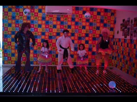 Fiesta 9 Años - Cumpleaños Carlos Enrique 2021- Tema Retro 70, 80 y 90 - Fiesta Familiar y amigos