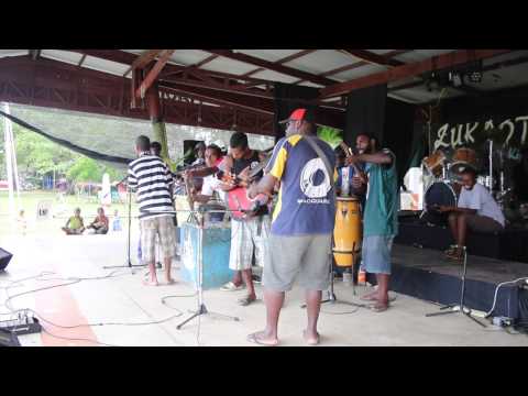 Girl Tutupa by Tokokanalwia